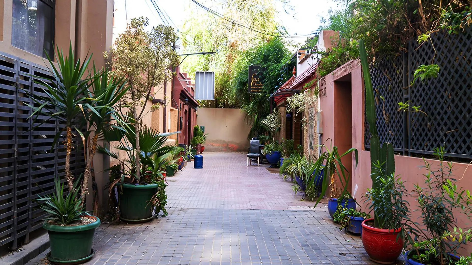 Riad Douirtna Marrakesh 0*,